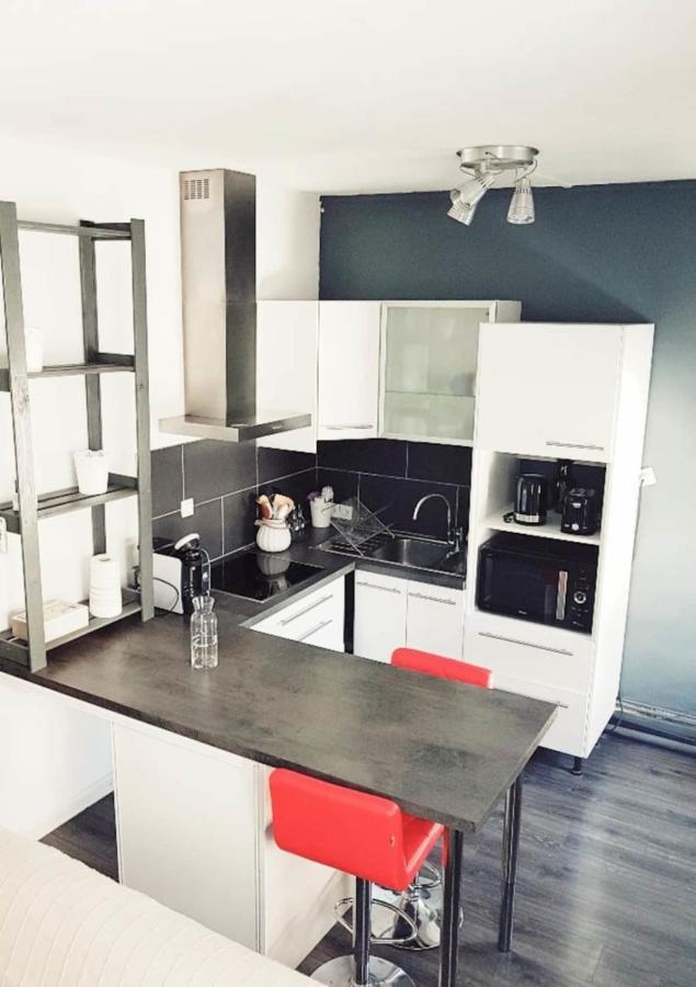 Ferienwohnung Charmant Type 2 Proche Gare Tours Exterior foto